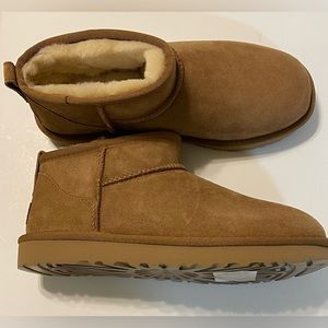 ** SAME DAY SHIPPING**UGG Classic Ultra Mini Chestnut